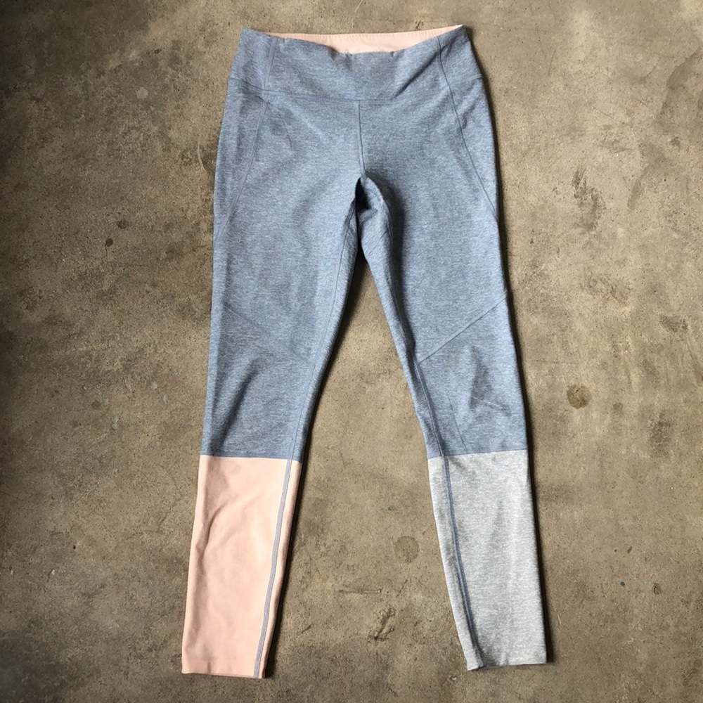 Outdoor voices size s pastel legging